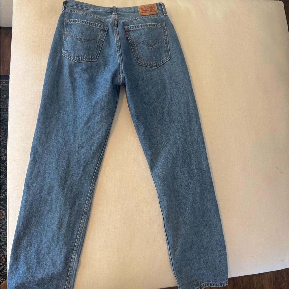 Levi’s Low Pros - Picture 2 of 3